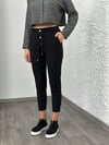OTAS ÖNÜ DÜĞMELİ SİYAH PANTOLON