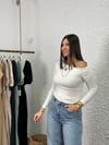 SENTA OMUZ DETAYLI BEYAZ BLUZ