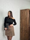 SENTA OMUZ DETAYLI SİYAH BLUZ