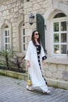 SORELLE ŞERİT DETAYLI BEYAZ KAFTAN