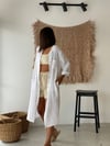 SUYETO BEYAZ KAFTAN ELBİSE