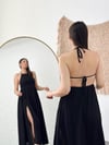 VERA OMUZ BAĞLAMALI SİYAH ELBİSE