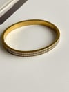 Çelik Gold Baget Taşlı Kelepçe Bileklik (6.5 Cm)