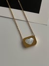 Çelik Gold Beyaz Sedef Kalpli Kare Minimal Kolye (47 Cm)