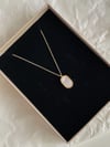 Çelik Gold Beyaz Sedefli Oval Kolye (46 Cm)