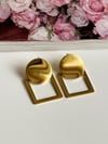 Çelik Gold Plaka Kare Küpe (3.5 Cm)