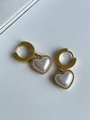 Çelik Gold Renk Beyaz Kalp Küpe (2.5 Cm)