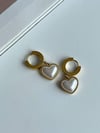 Çelik Gold Renk Beyaz Kalp Küpe (2.5 Cm)