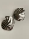 Çelik Gümüş Renk İstiridye Küpe (3.20 Cm)