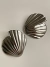 Çelik Gümüş Renk İstiridye Küpe (3.20 Cm)