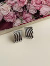 Çelik Gümüş Renk Vintage Küpe (2 Cm)