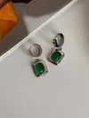 Çelik Gümüş Renk Yeşil Taşlı Küpe (3 Cm)