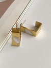 Çelik Sedefli Kalpli Kare Küpe (2 Cm)