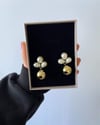 Gold Topçuklu İncili Küpe (3 Cm)
