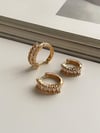 Özel Kaplama Gold Baget Taşlı Üçlü Set Halka Küpe (1.80 Cm)