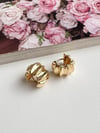 Özel Kaplama Gold Renk Bombeli Küpe (1 Cm)