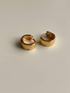 Özel Kaplama Gold Renk Taşlı Mini Halka Küpe (1 Cm)