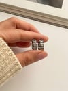 Özel Kaplama Gümüş Renk Baget Taşlı Halka Küpe (1.70 Cm)