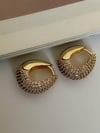 Özel Seri Vip Gold Renk Zirkon Taşlı Küpe (2 Cm)