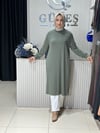 Güneş Kombin Omuz Detaylı Taşlı Uzun Tunik Yeşil