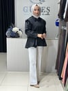 Güneş Kombin Tasarım Kısa Trenç modeli Siyah