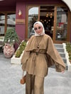 Camel Pelerinli Üçlü Takım 