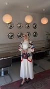 Gül Detaylı Elbise Ekru