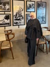 Siyah Pelerinli Üçlü Takım 