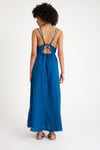 Akisa Elbise