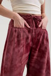 Mucho Pantolon (Batik Boyama)