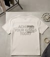 ERKEK ÇOCUK ACHİEVE YOUR GOALS BASKILI CEP DETAYLI PREMİUM T-SHİRT