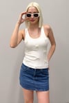 Beyaz Fiyonk Detaylı Fitilli Atlet SH252