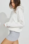 Beyaz Kapüşonlu Kadın Sweatshirt SH264