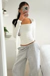 Beyaz Kare Yaka Uzun Kollu Kadın Body SH202