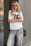 Ekru Baskılı V Yaka Oversize Kadın T-shirt SH270