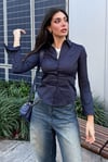 Lacivert Uzun Kollu Vücuda Oturan Gömlek SH356