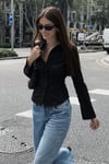 Siyah Uzun Kollu Vücuda Oturan Gömlek SH356