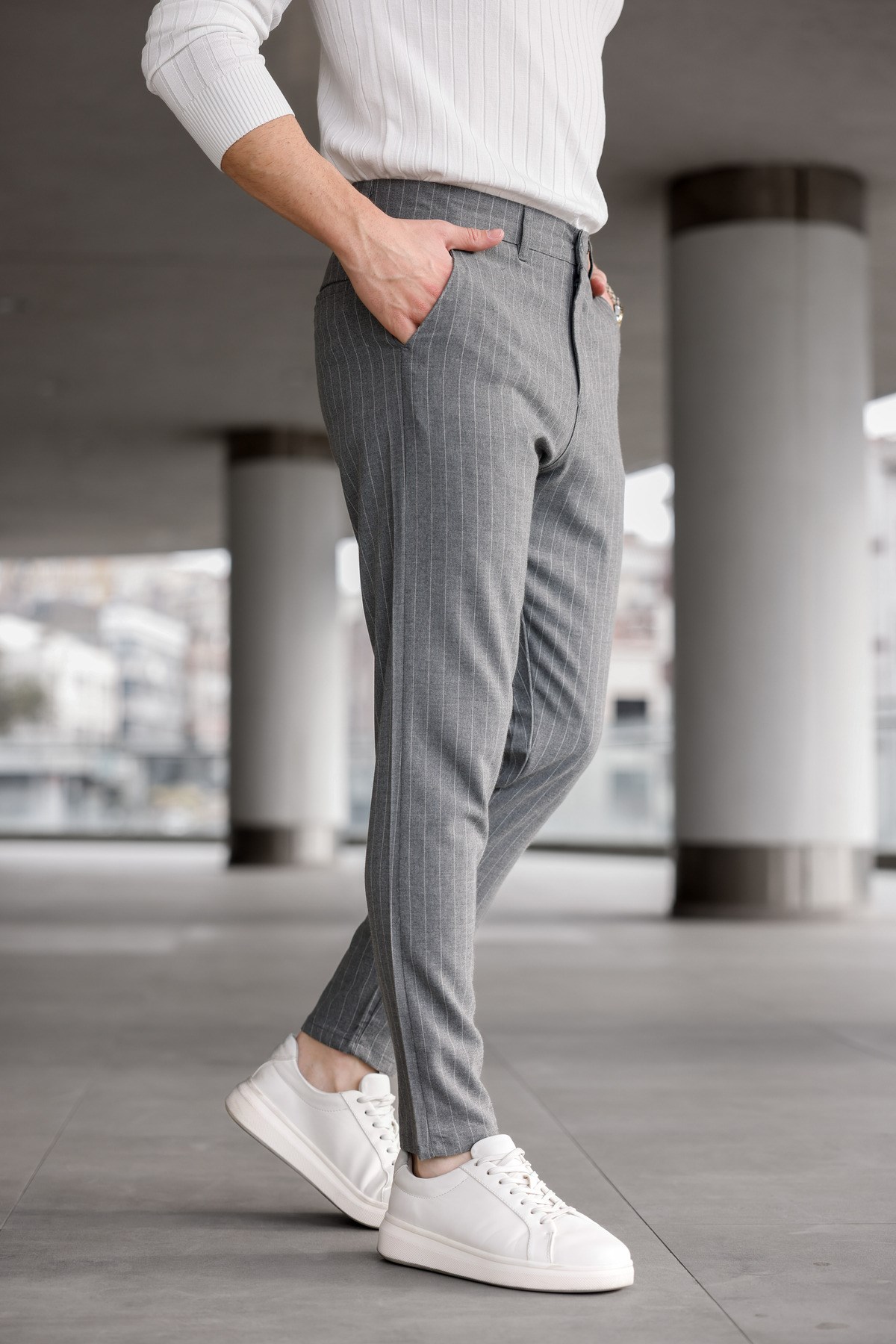 Erkek Füme Slim Fit Çizgili Likralı Yan Cep Bilek Boy Düz Kumaş Pantolon