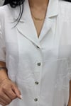 NAKIŞ İŞLEMELİ ÇITÇITLI ELBİSE BEYAZ