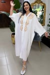 PAYET VE NAKIŞ İŞLEMELİ BÜYÜK BEDEN GÖMLEK ELBİSE