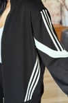 ŞERİTLİ DİK YAKA 4 MEVSİMLİK TAKIM