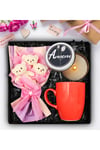 Anneler Gününe Özel Üçlü Peluş Ayıcık Buketi & Tasarım Mum & Kırmızı Kupa Hediye Seti