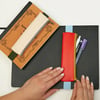 Kikkerland Pencil Pouch - Elastik Bantlı Fermuarlı Kalemlik, Kalem Kutusu_ST116-A