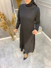 NEVON 3108 Yakası Boncuk İşlemeli Simli Kapalı Yırtmaç Abiye Elbise