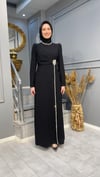 NEVON 4602 BOYNU VE BELİNDEN TAŞLI DRAPE DETAYLI KREP ELBİSE