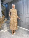 NEVON 776 ÖZEL KOLEKSİYON KENDİNDEN DESENLİ TİRİL TİRİL KUMAŞ ELBİSE MODELİMİZ