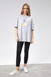Kadın Bisiklet Yaka Baskılı Kısa Kollu Oversize Gri Tişört -T-shirt-Tf The Fancy For You-7733-1-Kadın Bisiklet Yaka Baskılı Kısa Kollu Oversize Gri Tişört 