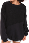 Kadın Bisiklet Yaka Garnili Sırt Detaylı Oversize Siyah Sweatshirt -Sweatshirt-Tf The Fancy For You-9051-2-Kadın Bisiklet Yaka Garnili Sırt Detaylı Oversize Siyah Sweatshirt 