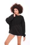 Kadın Bisiklet Yaka Garnili Sırt Detaylı Oversize Siyah Sweatshirt -Sweatshirt-Tf The Fancy For You-9051-2-Kadın Bisiklet Yaka Garnili Sırt Detaylı Oversize Siyah Sweatshirt 
