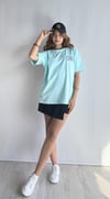 Kadın Bisiklet Yaka Sırt Nakış Detaylı Oversize Su Yeşili Tişört-T-shirt-Tf The Fancy For You-7104-1-Kadın Bisiklet Yaka Sırt Nakış Detaylı Oversize Su Yeşili Tişört